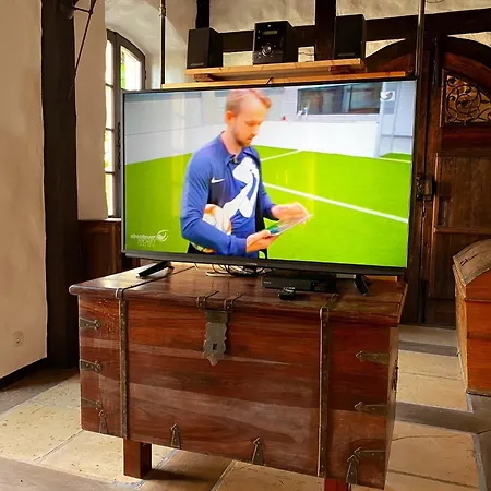 Ausgefallenes Waffenkammer Fuer 7 Erw Im Rittergut Leppersdorf Bei Radeberg * Wachau