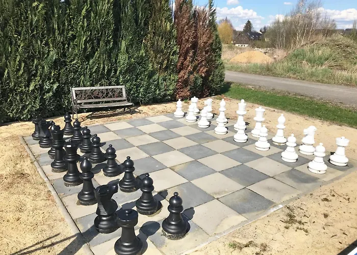 Ausgefallenes Waffenkammer Fuer 7 Erw Im Rittergut Leppersdorf Bei Radeberg * Wachau