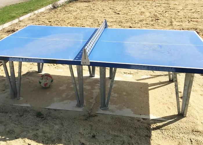 Apartman Ausgefallenes Waffenkammer Fuer 7 Erw Im Rittergut Leppersdorf Bei Radeberg *