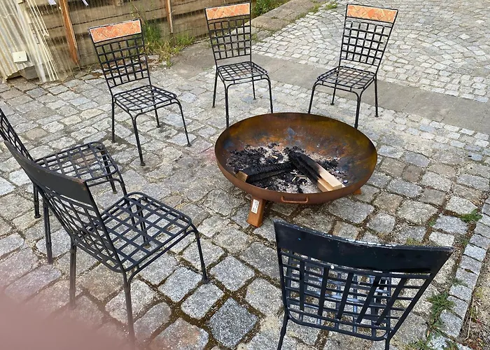 Ausgefallenes Waffenkammer Fuer 7 Erw Im Rittergut Leppersdorf Bei Radeberg Apartman *